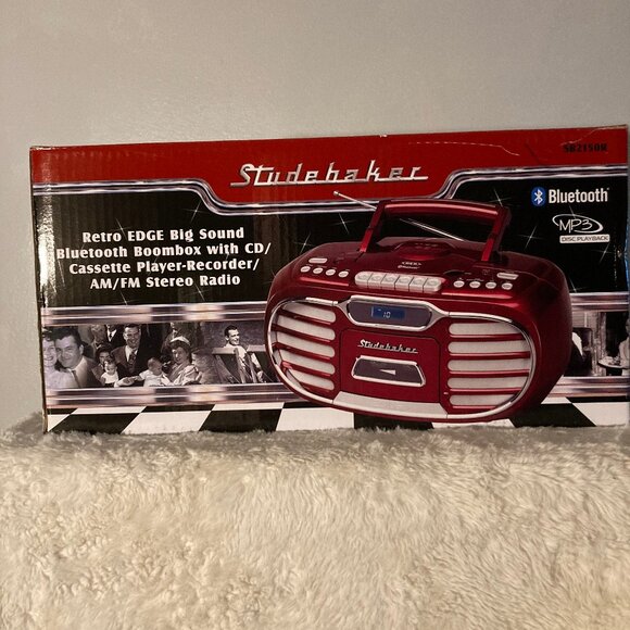 Studebaker Retro EDGE Big Sound Bluetooth Boombox - Picture 1 of 4